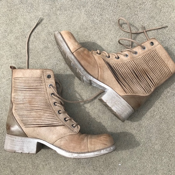 Circus by Sam Edelman Gatson lace up boot 9 - Picture 2 of 8
